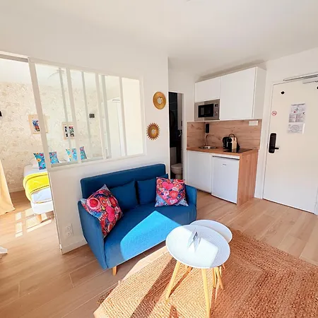 Moret Art Flats Trendy East Апарт-отель