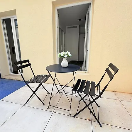 Moret Art Flats Trendy East Parijs