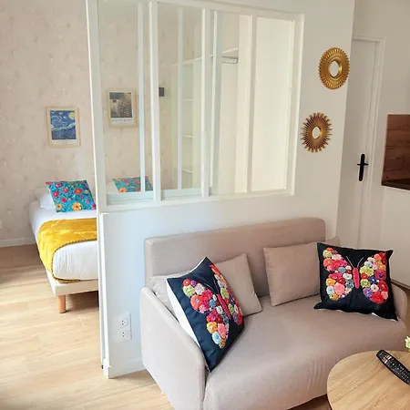 Апарт-отель Moret Art Flats Trendy East Париж