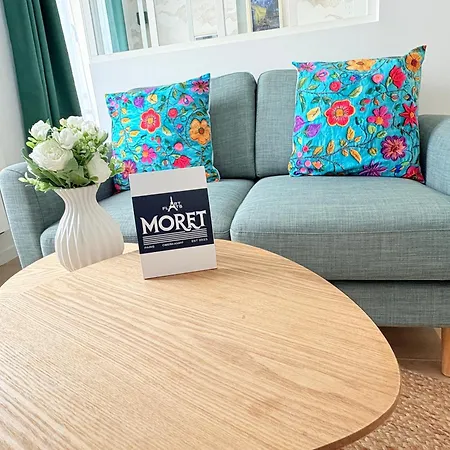 Moret Art Flats Trendy East Париж