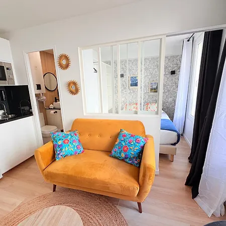 Апарт-отель Moret Art Flats Trendy East Париж