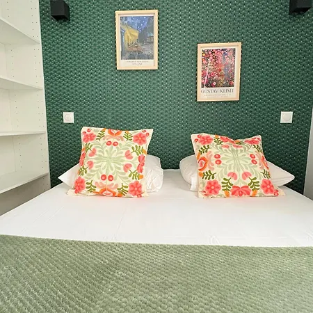 Moret Art Flats Trendy East * Paris