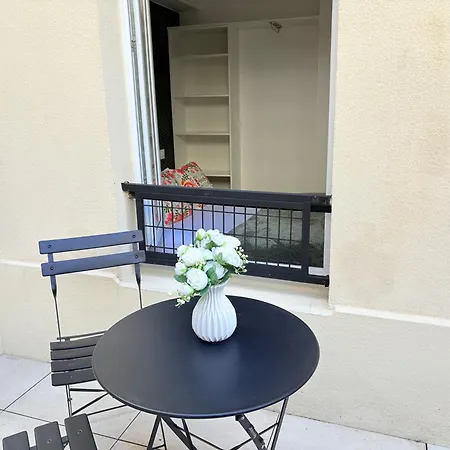 Moret Art Flats Trendy East Paris