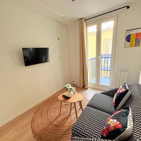 Moret Art Flats Trendy East * Paris